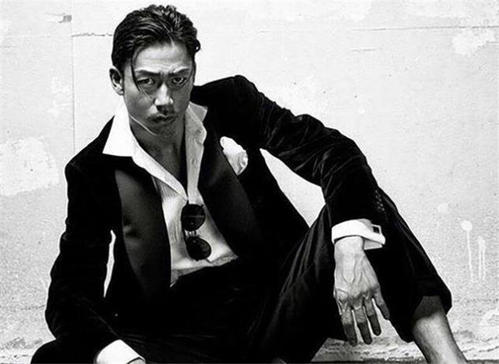 ������ƽ�������������Ǹ����� ���������ƽ�������ݻ�Ȼ����