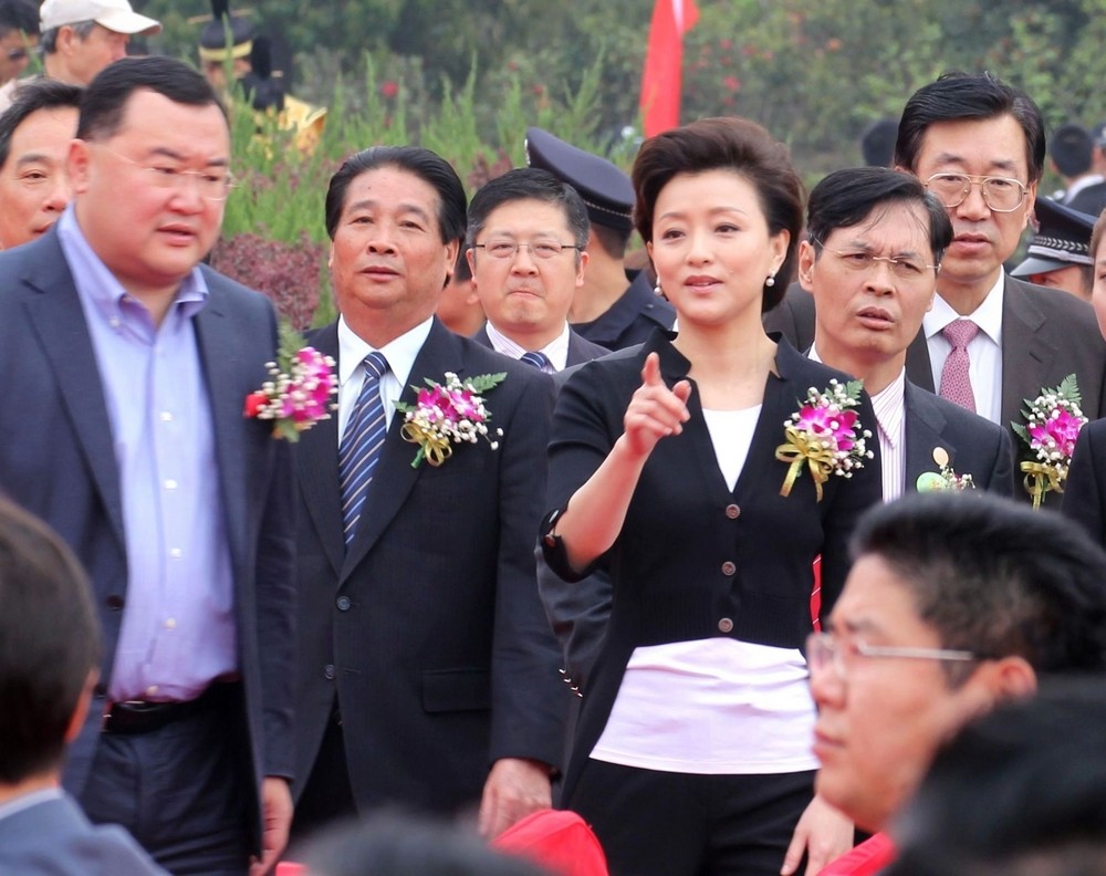 ������һ���ɷ���˭Ϊʲô��� ����ǰ����һ����������