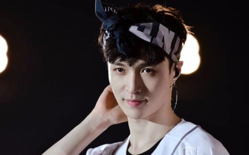 ���������п���Ȣ��˿ϲ��Ȧ��Ů�� �����˵ĸ����������