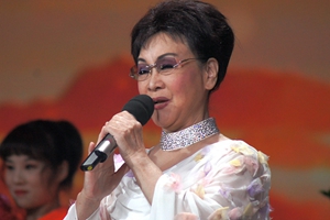 ���������һ���ԭ�� ���һ�����ɷ�Ф׿�ܼ��Ů���Ǹ�ʲô��