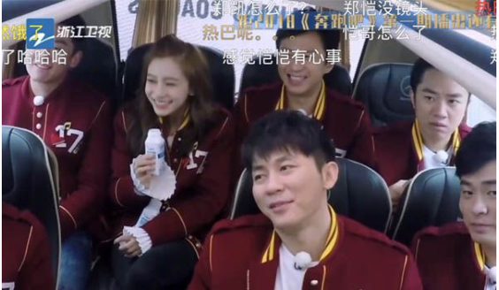 �����ڲ���ʵ��ϵ�����ֵ�˽����ʵ���� ֣�������ж��ദ����