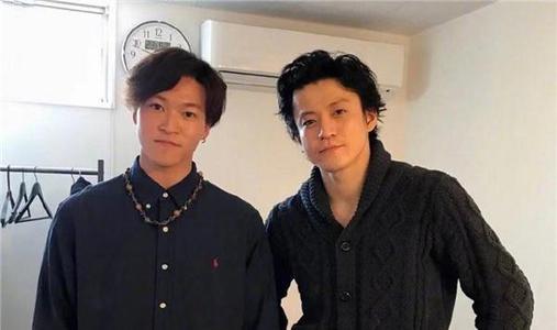 ��4�޶�ʲô��ͷ���ձ����� ��Ұ�޶�������ϼ��insŮ������˭