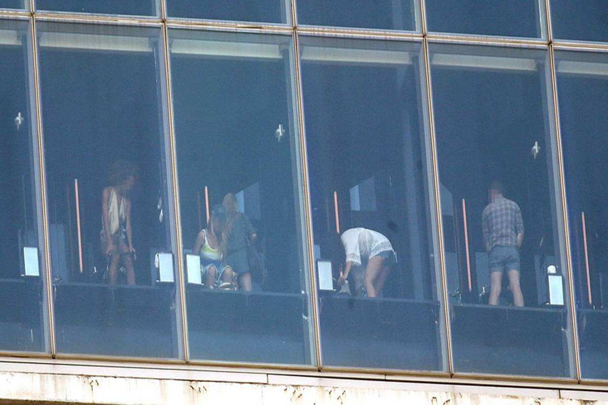 �ձ��˷�����͸��Ů���ϲ���ȫ�̶��ܿ��� �й�¶��͸������ͼƬ