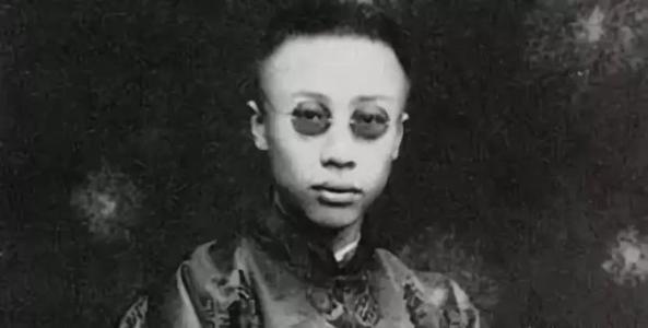 ����Ϊʲôû���������������� ˭�����ݻ��������������һ����