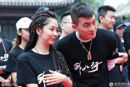 ����̷������������˭ ŷ��̷����˽�¹�ϵ�������������զ����