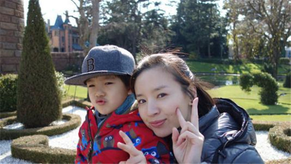 ���ຢ����˭��������ΰ���� �������䳤�û���������ΰ�Ա���Ƭ