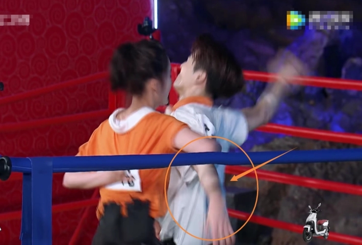 �μӡ����С������ζ����߱����������˵���� ÿ�췢����ʾ����