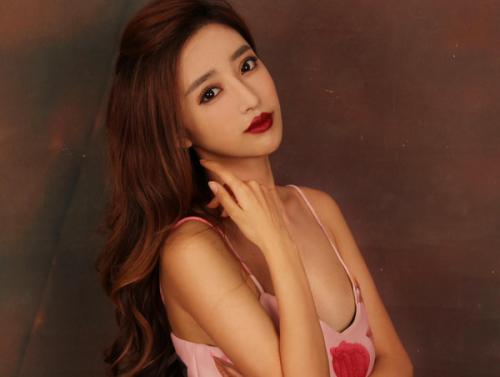 �����Ƹ������ϱ������ܸճ�����Ƭ ������ײ���ö��˱�˵������