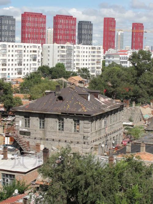 �������С��¥