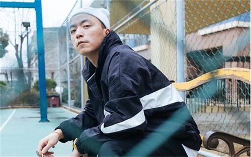 jonyj为什么叫豆芽个人资料介绍和红花会关系 jonyj草粉事件经过