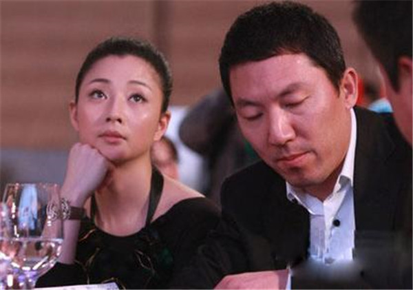 殷桃有过几次婚姻都是谁情史揭秘 殷桃现任丈夫李金羽为什么分手