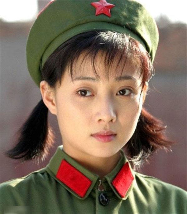 殷桃有过几次婚姻都是谁情史揭秘 殷桃现任丈夫李金羽为什么分手