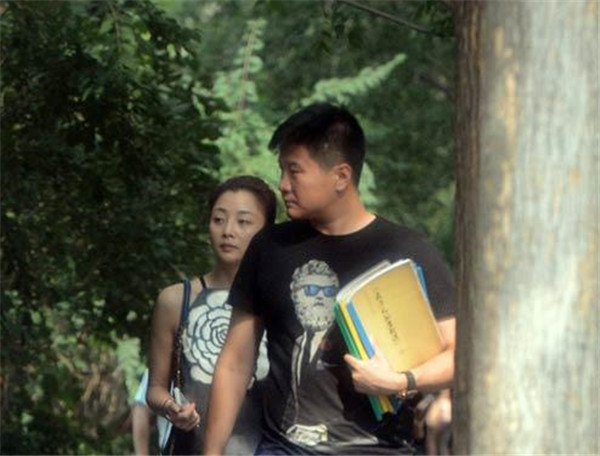 殷桃有过几次婚姻都是谁情史揭秘 殷桃现任丈夫李金羽为什么分手