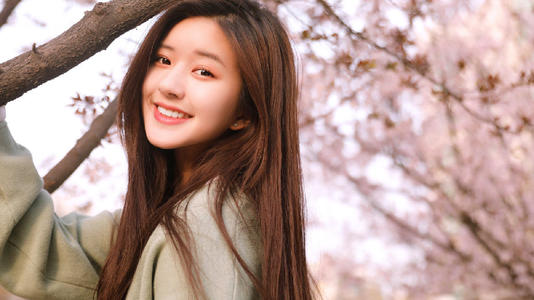 ��¶˼΢��˵�Լ�������������� ��¶˼��ʵ�Ҿ���Ȼ�Ǹ�����