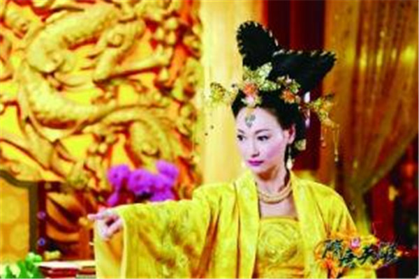 ��Ӣ�����Ϲ��������Ϲ���˭��Ƭͼ ��Ӣ��������Ϊʲô�����