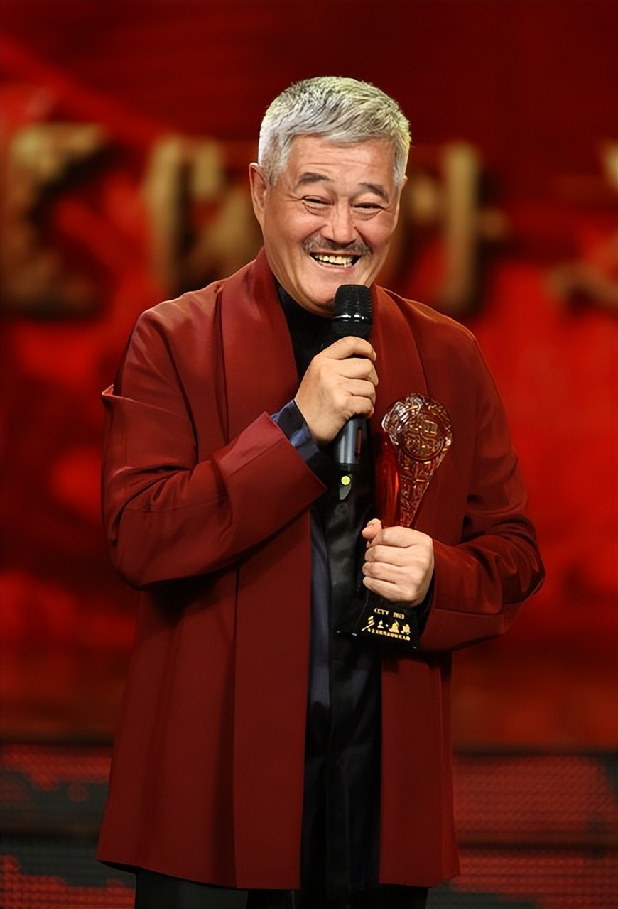 赵本山四个孩子 现在情况竟然不一样