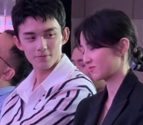 Ȧ������׷�����ӷ��� ���ں����ӷ�˽�¹�ϵ���ϲ�����ӷ���