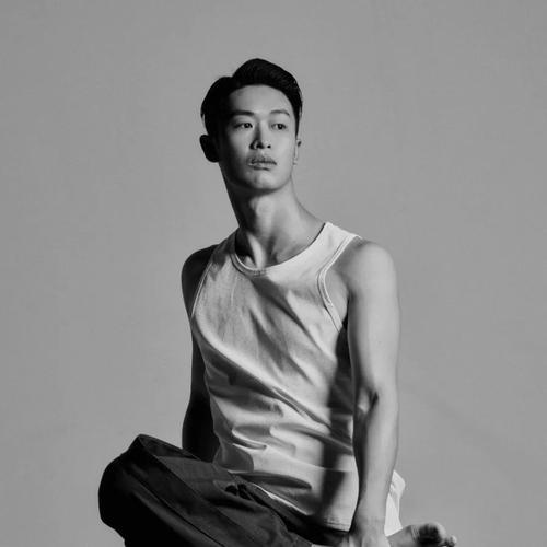 �赸�����Ǹ������ϱ����������Ů����˭ ��������������������