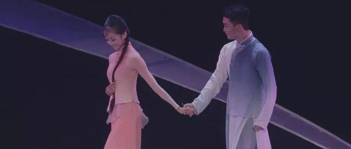 �赸�����Ǹ������ϱ����������Ů����˭ ��������������������