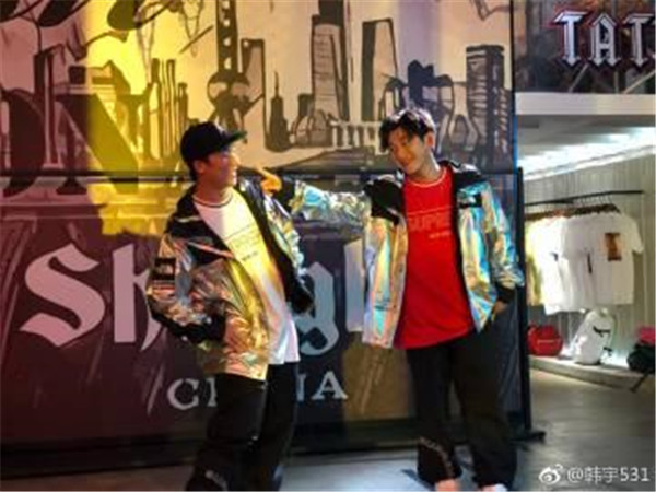 ������������������� �������û��Ů���������׹���������˭