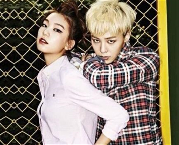 ��������Ȩ־��������Ƭ���ʲô��ϵ Ȩ־���������Ů�Ѷ���˭