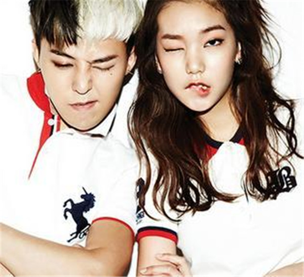 ��������Ȩ־��������Ƭ���ʲô��ϵ Ȩ־���������Ů�Ѷ���˭