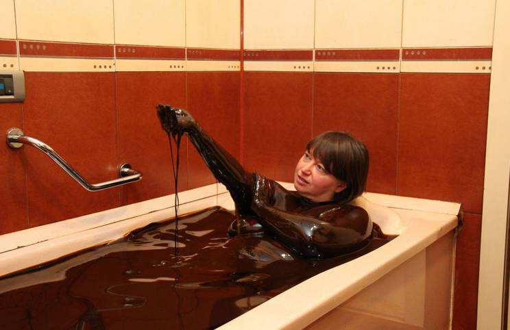 �����ݽ�ʯ��ԡ��ʲô�ô��ݶ����ж��� �Լ��ڼҿ�����ʯ��ԡ��