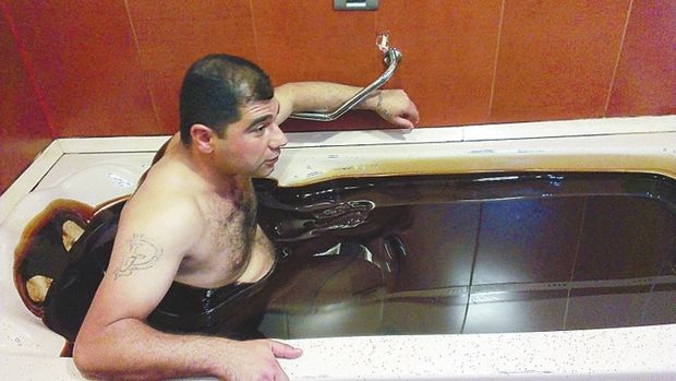 �����ݽ�ʯ��ԡ��ʲô�ô��ݶ����ж��� �Լ��ڼҿ�����ʯ��ԡ��