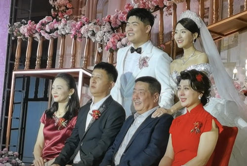 闫学晶为啥和前夫离婚原因揭秘 闫学晶前夫林越是干什么的近况