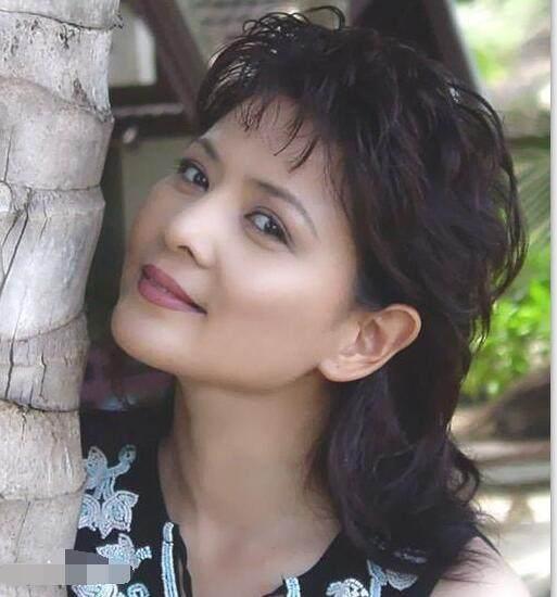 ����Ů����֮����ǰ������� ����˻�����������Ұâ�к�����