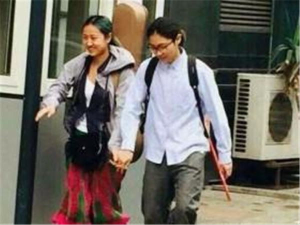 ף�Ǻͳ����Ĺ���Ϊʲô���� ף�ǿ��ſ������ݳ���������ô����