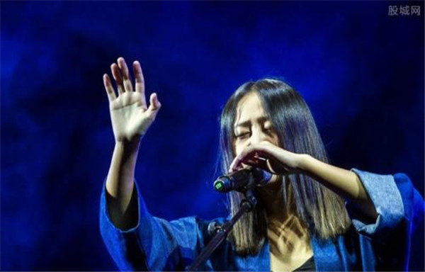 祝星和陈粒的故事为什么分手 祝星哭着看陈粒演唱会现在怎么样了