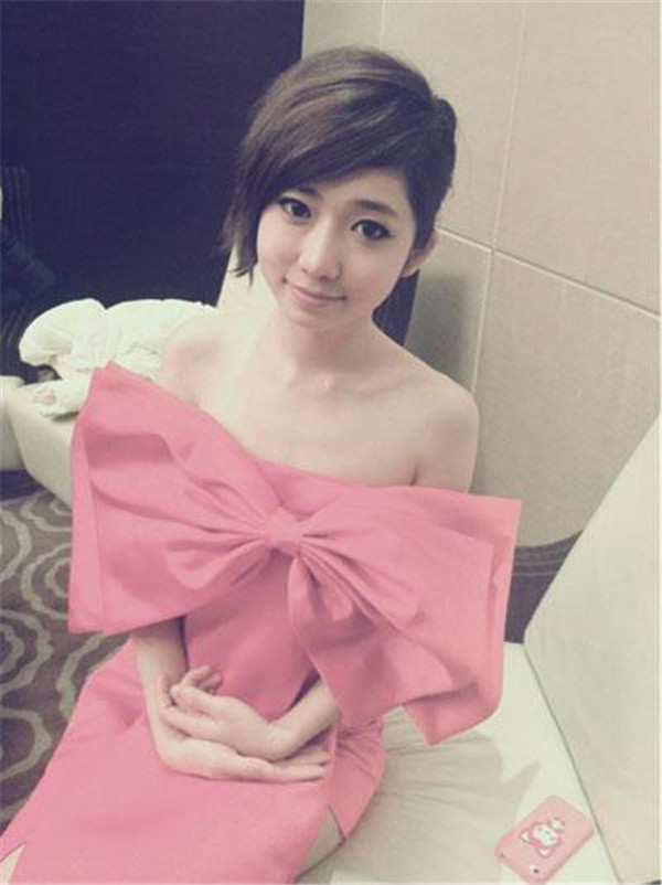 �鳽��ͥ����̫�ֲ���ĸ��˭��Ƭ ��Ů�鳽�����˱�������ô����