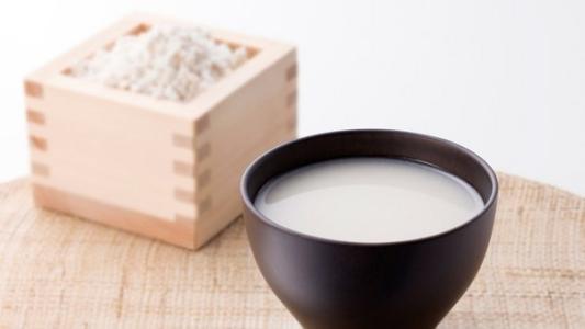 �еĺ���Ů�Ŀڽ��ƴ���ʲô �ڽ���Ϊʲô�ǵ�Ů���п�ˮ��ζ��