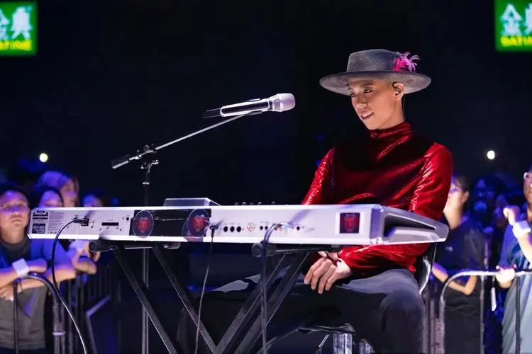 ����ricky���ĸ��ֶӵĸ����������߼�� ����ricky�������