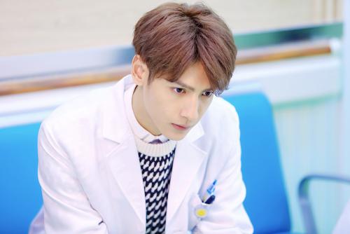 ���������ظ��龭��5��Ȧ��Ů����˭ ����������������Ž�ɶ��Ƭ