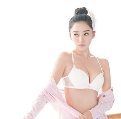 ���������ж����Ϸ��Ϸ��λ���� ������Ϸ��Ϊ������������