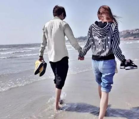 �μ�����������������������ͼƬ���� ����������Ǹ�ĸ��ʲô��