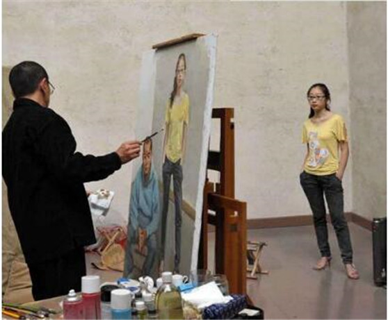 �µ���Ů����ҹ̷��Ƭ�м������Ӹ������� �µ���������Ů��ͼ