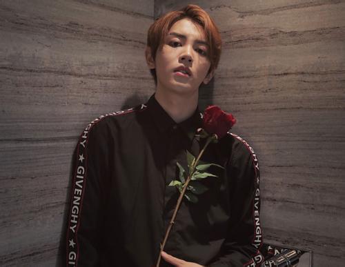 ����ҫ��Ů�����Ͻ�ϼ��˭��Ƭ ����ҫ΢���������ϱ�����ʷ��Ƥ