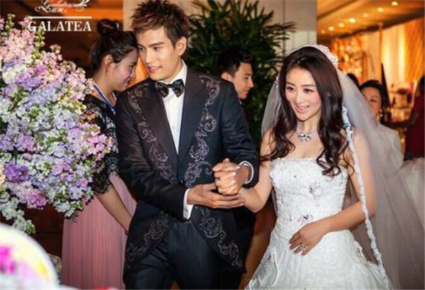 С���յ�ǰ����ѩ����˭Ϊʲô��� С���վ�������ô��ʶ������