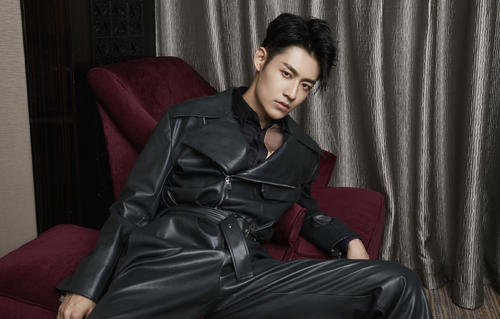 ������������ʲôΪʲô���� �������������Ͻ��ܺ���âʲô��ϵ