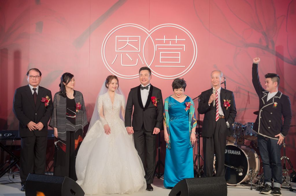 ���������ƽ��ʲô��ϵ��һ����� ����ƽ�Ϲ�����һչ����û