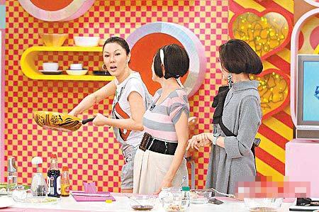 ��������ݼ�Ǳ������� ��ݼ���еĻ���Ů�ĸ��������ߴα�����Ƭ