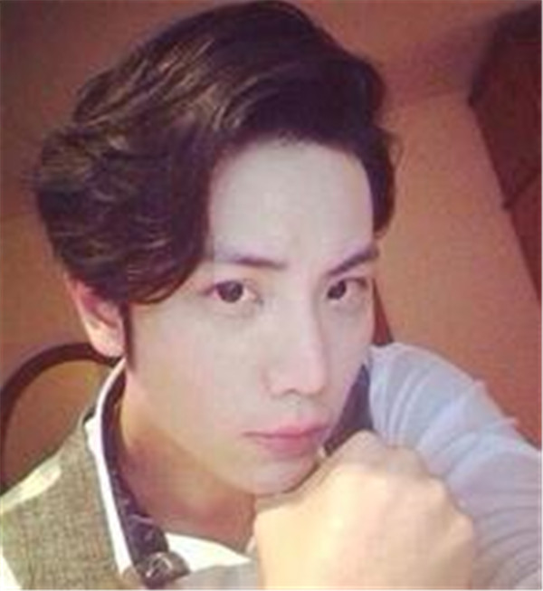 ������ν���һ�����˽������ �ǳ������ν���������������