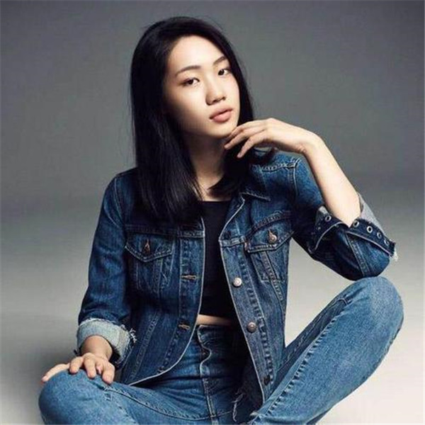 �����ܶ�����������������ô�� �����Ů����˭Ϊ���˳�����Ȧ