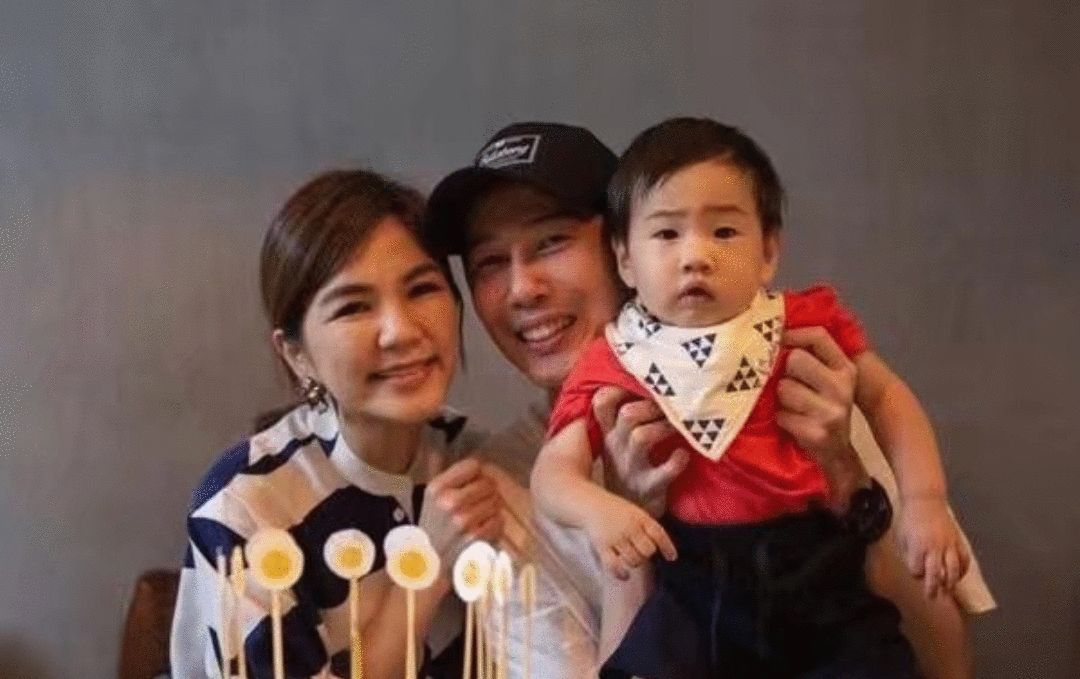 ��˹���Ǹ�������ʲô�� ella�Ϲ��Ҿ�һ��������������