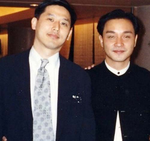 �ƺ׵��Ź�������ͼƬ�ع� �Ź���Ϊ�ƺ׵����������ĲƲ�