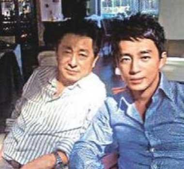 ��С��ƾʲô������ ����������������ʲô����Ǯ�𱳾�ʵ��