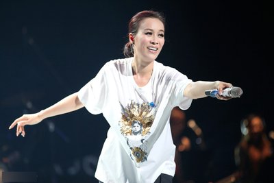 ��Ӣ�������ϼ�鼰����ȫ����ɶ ��Ӣ�Ϲ���˭���Ҽ�����������